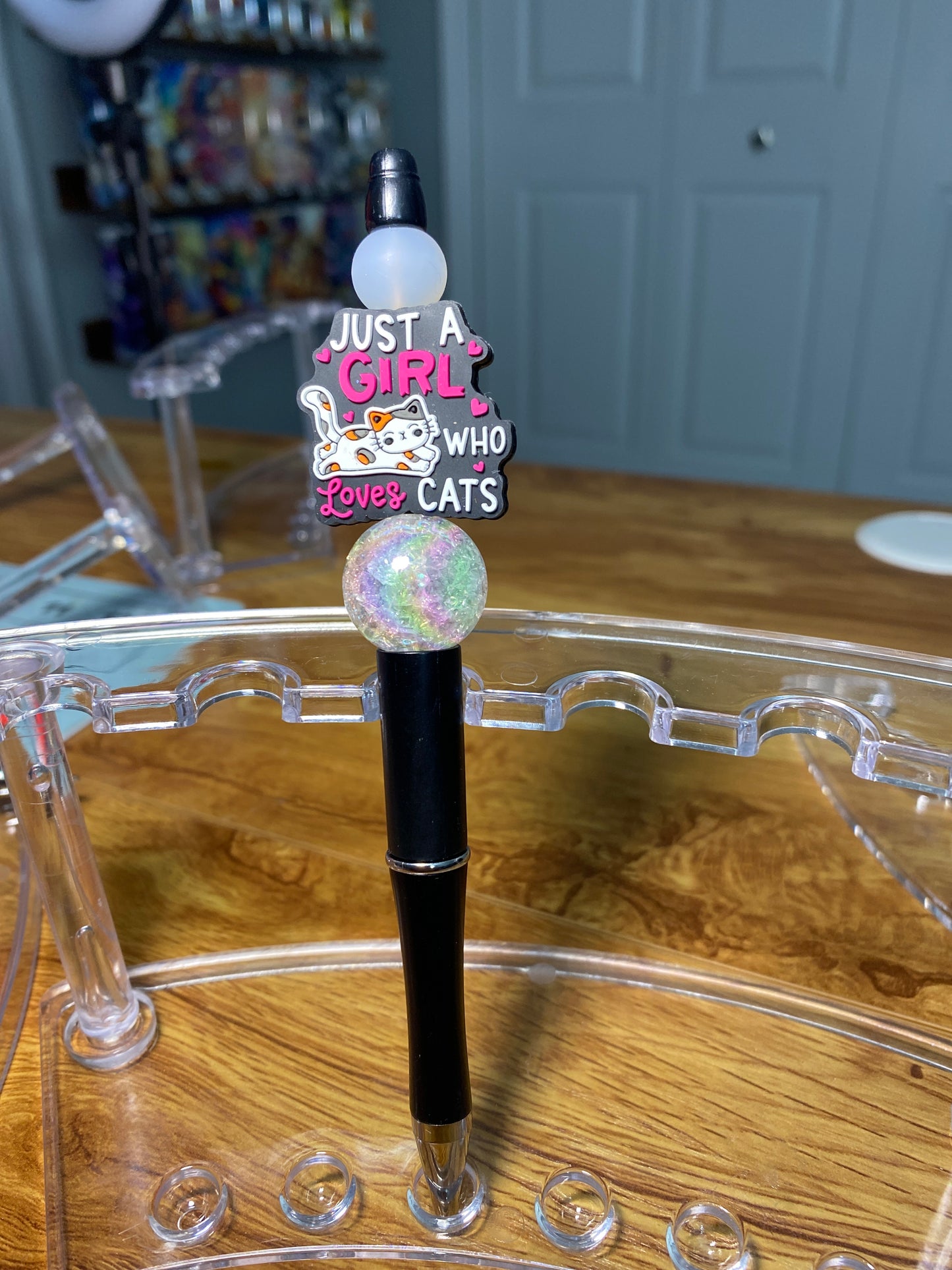 Loves cats beaded pen | Glitz & Glamour Tumblers