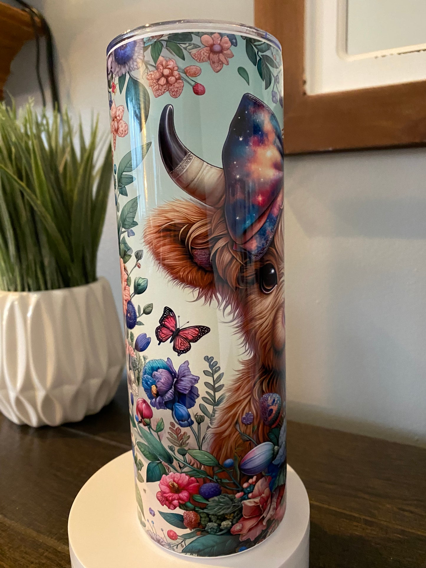 Highland Cow With Bow Floral Design Tumbler | Glitz & Glamour Tumblers